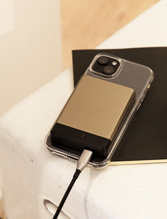 5,000 mAh Wireless Power Bank - Champagne